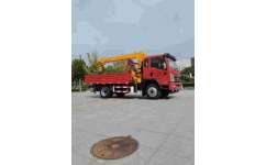 廠家供應定制隨吊車 濟寧利沃工程機械