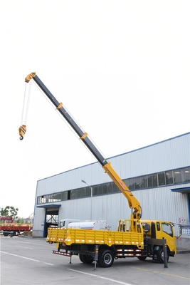 重汽5噸隨車(chē)吊 高效起重運(yùn)輸解決方案